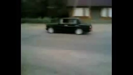 Lada Има някаква истина пок капака ! :)