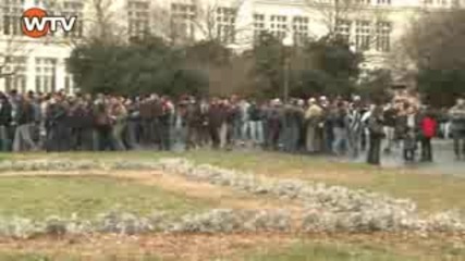 1000 полицаи пиха по една студена вода пред Мвр