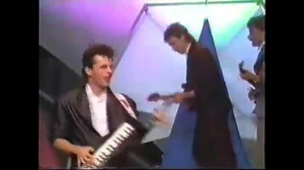 Novoband - You're gonna be mine (1986)