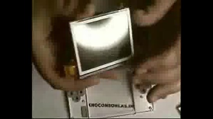 Разглобяване На Nintendo DS Lite