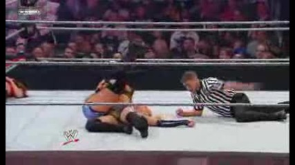 Wwe Superstars 30.04.09 Maria & Gail Kim vs Alicia Fox & Michelle Mccool