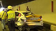 Верижна катастрофа затвори частично тунела при Железница