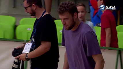 Везенков подкрепя националите по баскетбол в залата