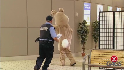 Смешна Скрита Камера - Easter Bunny Pranks - Best of Just For Laughs Gags (720p)
