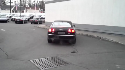 Audi A8 2013 Turbo V8. 420hp.