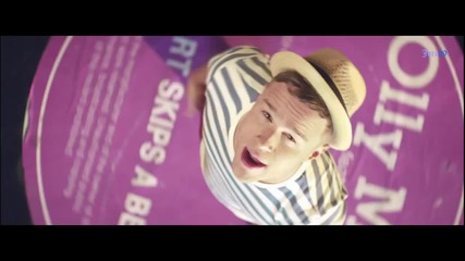 Olly Murs - Heart Skips a Beat ft. Rizzle Kicks ( Official Video ) + Превод!