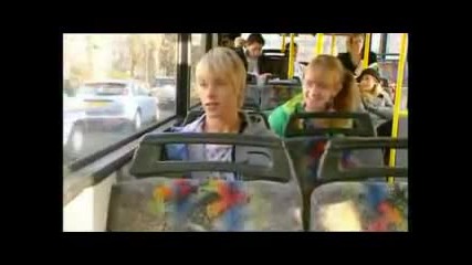 Maxxie meets James in Skins. Special episode :) :) :) 