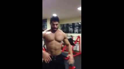една вълничка от фики !!!