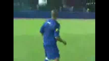 Robinho desafiando Ronaldinho Gacho mpeg4