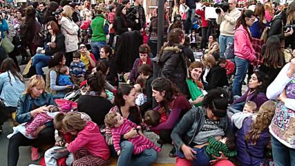 Argentina: Breast Fest protest held after breastfeeding mother from removed from square