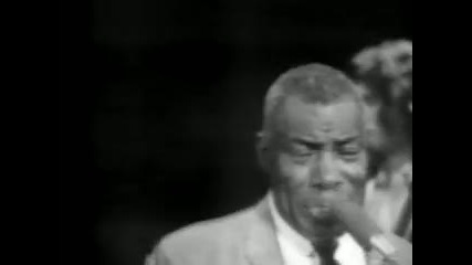 Howlin` Wolf - Howlin` For My Baby 