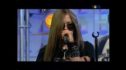 Avril Lavigne - Sk8er Boi -Live-