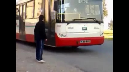 Шега с автобус.. 