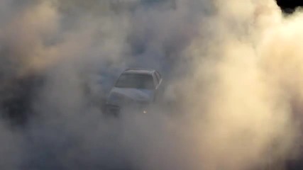 Bmw E36 compact burnout