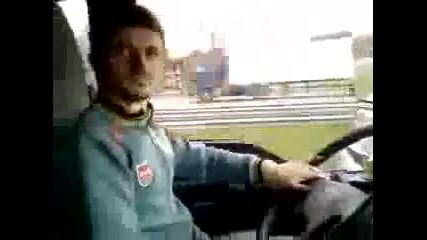Rumun vozi kamion[1]