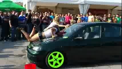 Sexy Car Wash at 7.international Opel Tuning Show