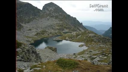 Красива природа от България и хубава музика.