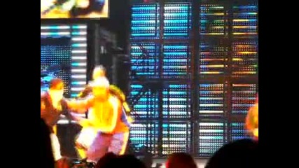 !най - големите! Spice Girls If U Can`t Dance Intro ( Live London The Return of The Spice Girls Tour 