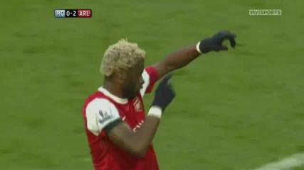 Man City 0 - 2 Arsenal ( Alex Song ) 