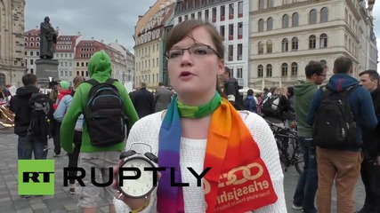 Germany: Activists mock G7 inaction in unique roleplay protest