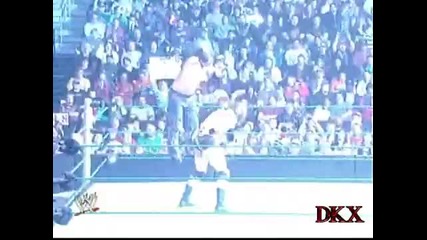{lil slip} Matt Hardy defeats the undefeated Drew Mcintyre on Friday Night Smackdown 