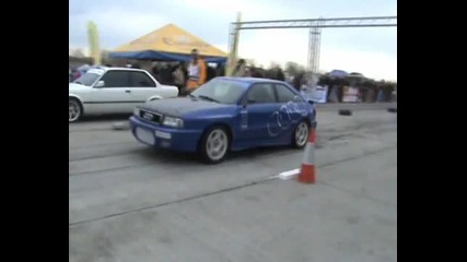 Audi S2 Coupe Vs Bmw E30 [m5] Drag Race