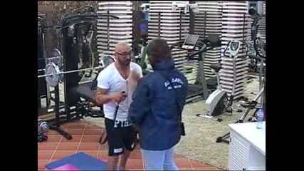 Станка Златева показва хватки на Мишо Шамара-vip Brother Bulgaria
