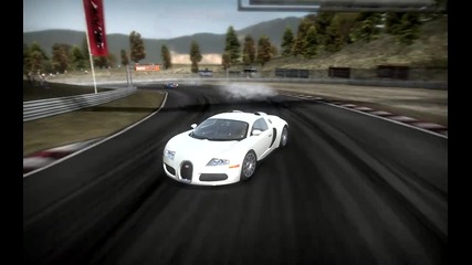 Bugatti Veyron Drifting and Crashing!