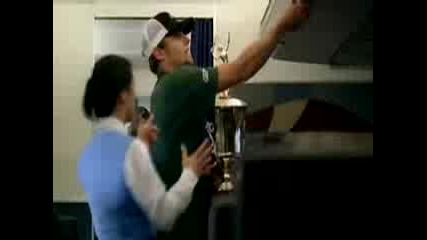 Реклама Red Americanexpress С Andy Roddick