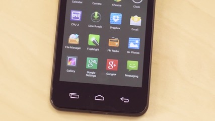 Gigabyte Gsmart Maya M1 Quad smartphone review - smartphone.bg (bulgarian Full Hd version)