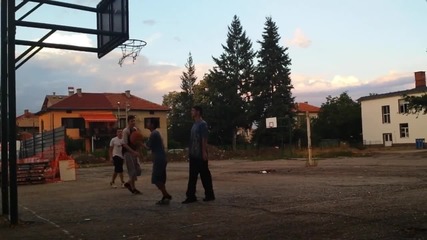 Bojur Basket...