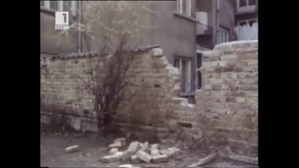 Българският сериал Мъже без мустаци (1989), Първа серия - Обирът [част 3]