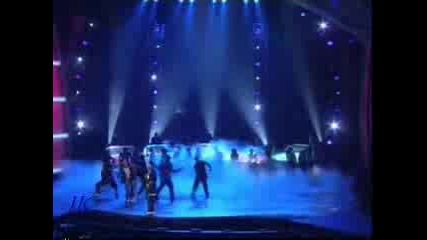 N Sync - Girlfriend Live Performance