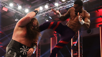 The Street Profits vs. The Viking Raiders: Raw, May 4, 2020