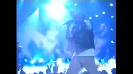 Young Jeezy Ft. Kanye West Put On Live