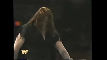 Crush vs Undertaker 1993