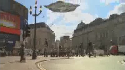 Нло пуска слонове над Лондон
