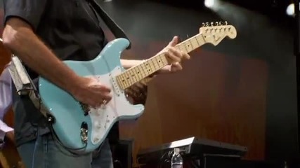 Eric Clapton performs _crossroads_ Live_