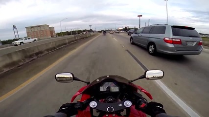 Cbr600rr срещу Полиция(сигма) Harley Davidson