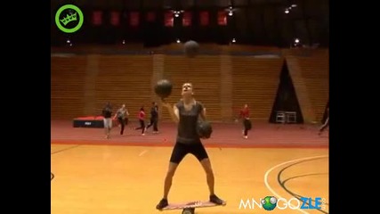 Дриблиране С Баскет Болни Топки