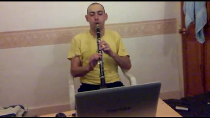 Пешо свири на кларинет в Croydon