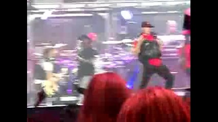 На живо! Baby - Justin Bieber Ft. Ludacris 31.08.2010