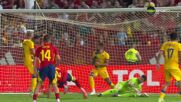 Микел Оярсабал реализира своя хеттрик - 4:0 за Испания