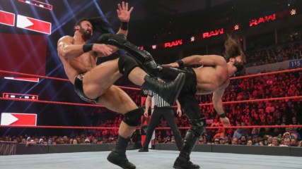 Seth Rollins vs. Drew McIntyre: Raw, Jan. 21, 2019