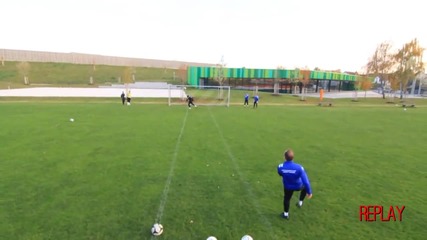The Football Free Kick Battle 2011 _ freekickerz vs. Dvdfussballtrainer _ Amateure vs. Profi-kicker