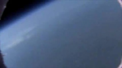 Балон Достига Почти До Космоса 