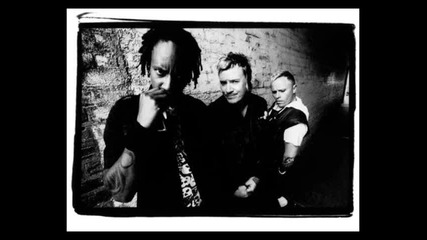 The Prodigy - Take Me To The Hospital *liam Howlett & josh Homme Wreckage Remix* 