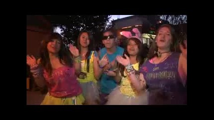 Justin Bieber - Love Me - Official Music Video