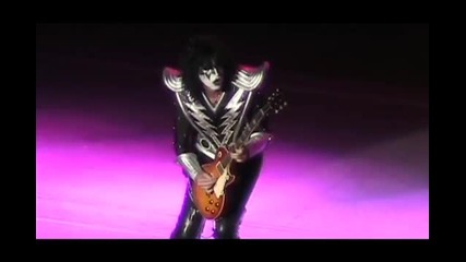 80s Rock Kiss - Calling Dr. Love (live)
