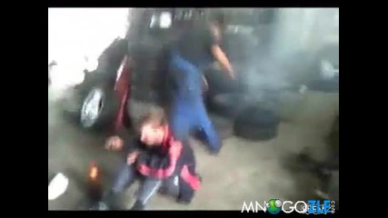 Направо го убиха